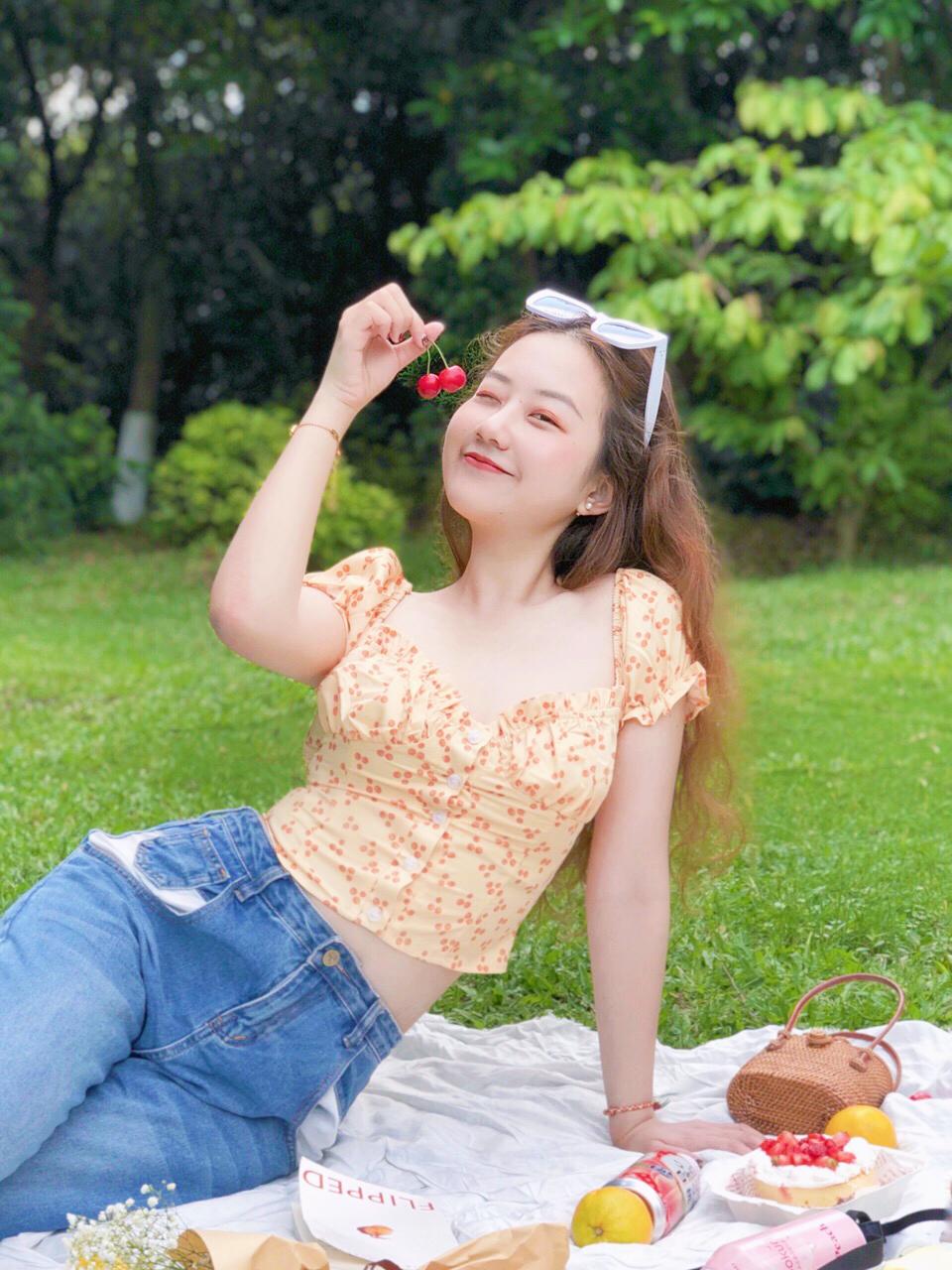 胸大又下垂妹子适合穿什么文胸,胸大肚子大适合穿什么样的裙子