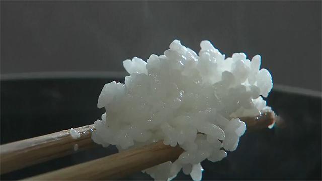 怎样让米饭煮得更香,怎么让米饭蒸得松软