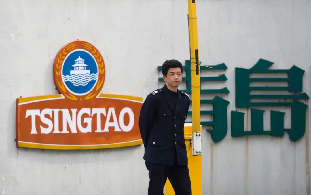 青岛原浆啤酒7天鲜活有点苦,青岛啤酒白啤3瓶