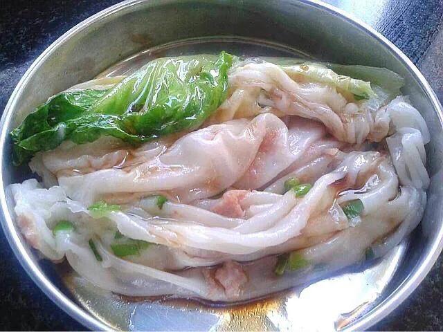 自制肠粉家庭简单做法,在家自制肠粉简易版