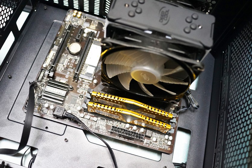 影武者x5机箱好不好,影武者x5机箱接主板