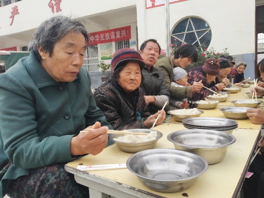 幼儿园暖民心解民忧活动实施方案,社区解民困纾民忧暖民心活动简报