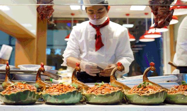 从白天排队到天黑,重庆地瓜老火锅探店