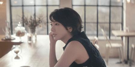 侧脸拍照好看的秘诀,侧脸不好看拍照技巧与角度