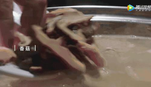 所有人都想请他来东莞拍「肉戏」