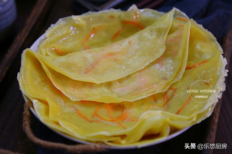 100种早餐饼大全,蔬菜鸡蛋饼面糊怎么调