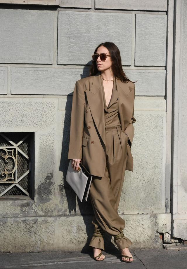 不要乱穿路边的高跟鞋,高跟鞋不乱穿