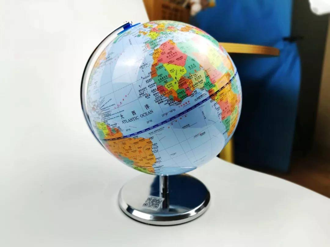 北斗研发AR地球仪，放在手里的“活”地球，足不出户观世界