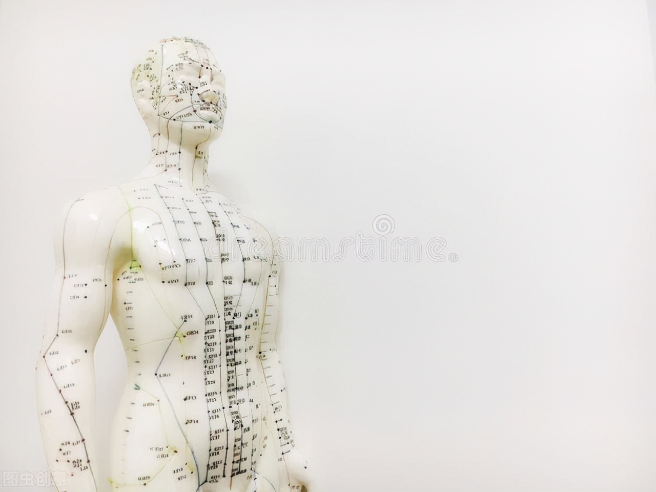 吃凉的胃胀便秘吃啥中成药,一吃凉的就胃胀拉肚子