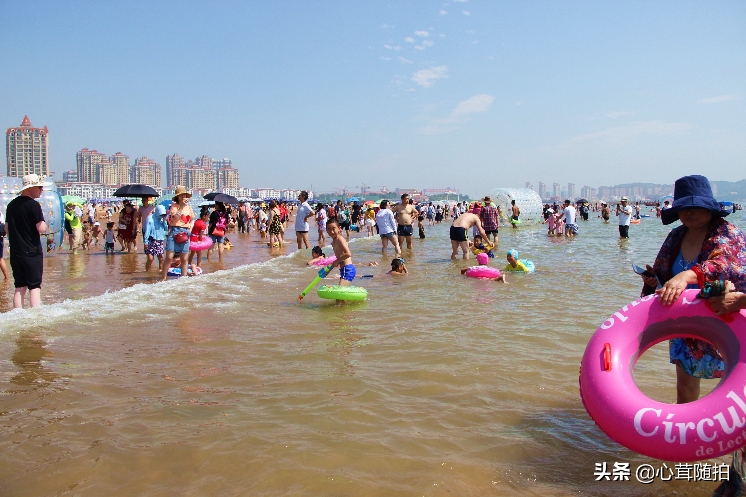 青岛市的金沙滩,金沙滩海边生活