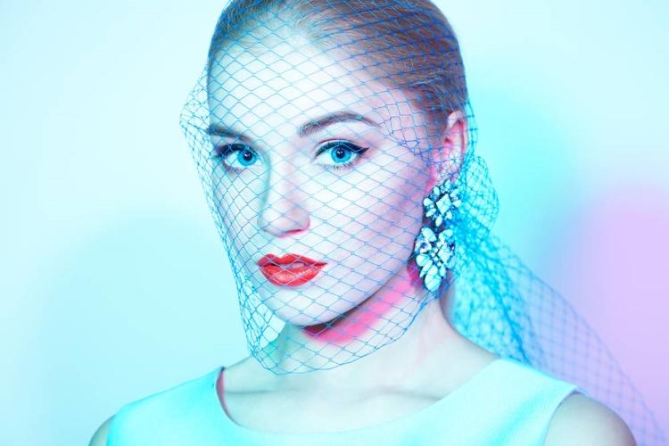 化妆初学口红推荐哪个,初学化妆用什么颜色的口红