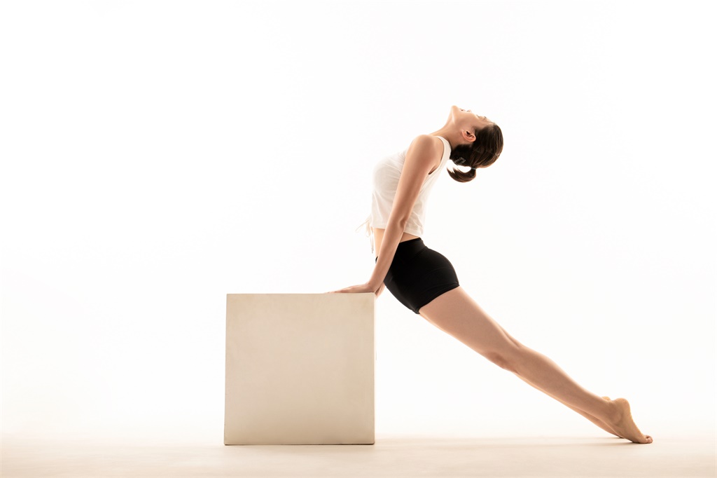 没有学历能不能在瑜伽教练培训机构学习瑜伽？