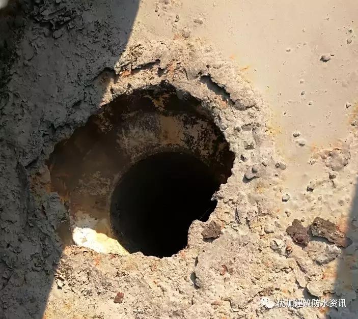 金属水槽渗水怎么补救,水槽底下接口漏水怎么补救