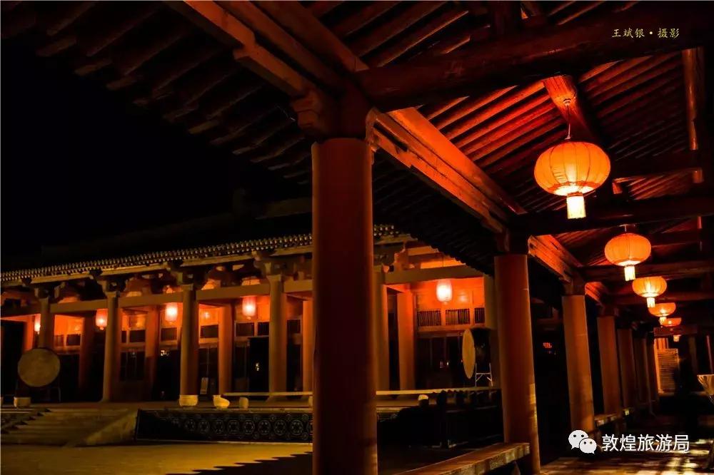 丝路文化敦煌山庄,敦煌山庄大漠