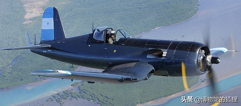 最后的活塞机空战：1969年，“海盗”在中美洲大败“野马”