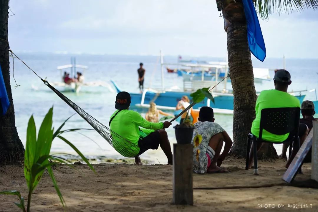 菲律宾冷门景区 (菲律宾锡基霍尔岛冲浪)