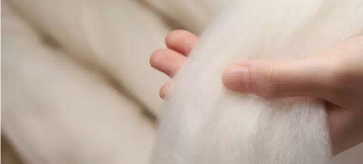 优雅中年女性丝巾,美丽丝巾精致女人必备