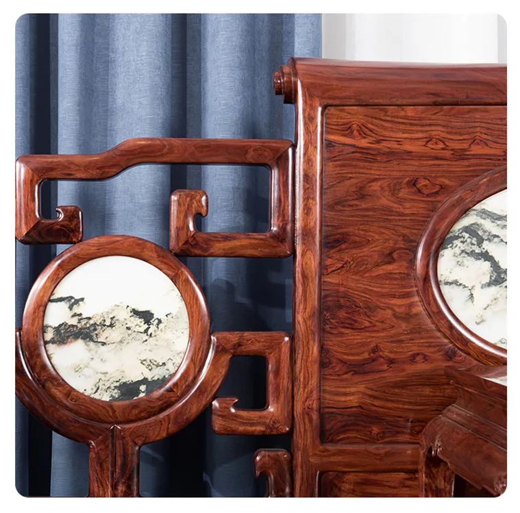 卷书沙发客厅效果,卷书款沙发适合中式风格吗