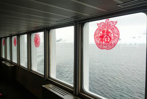 看看船员兄弟在船过年模式