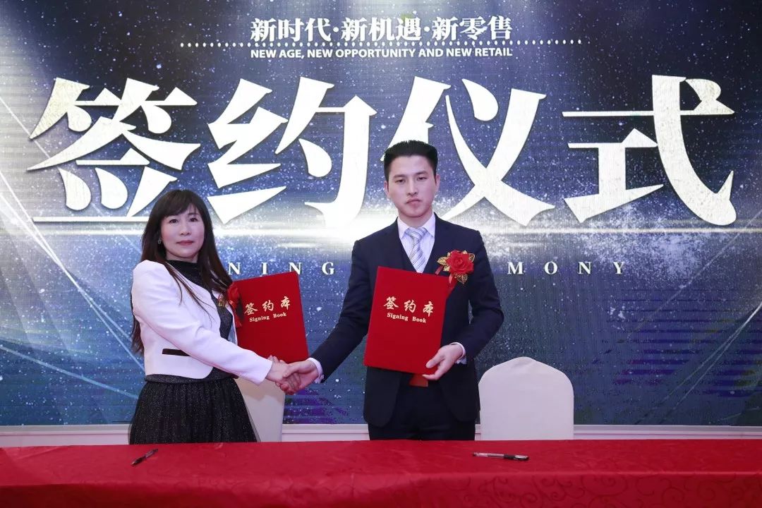 电商江湖打破沉寂：“新物种”爱拍拍隆重发布“竞拍”功能