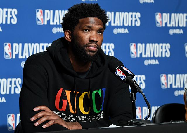 恩比德6岁杀狮子,恩比德小时候真的杀过狮子吗