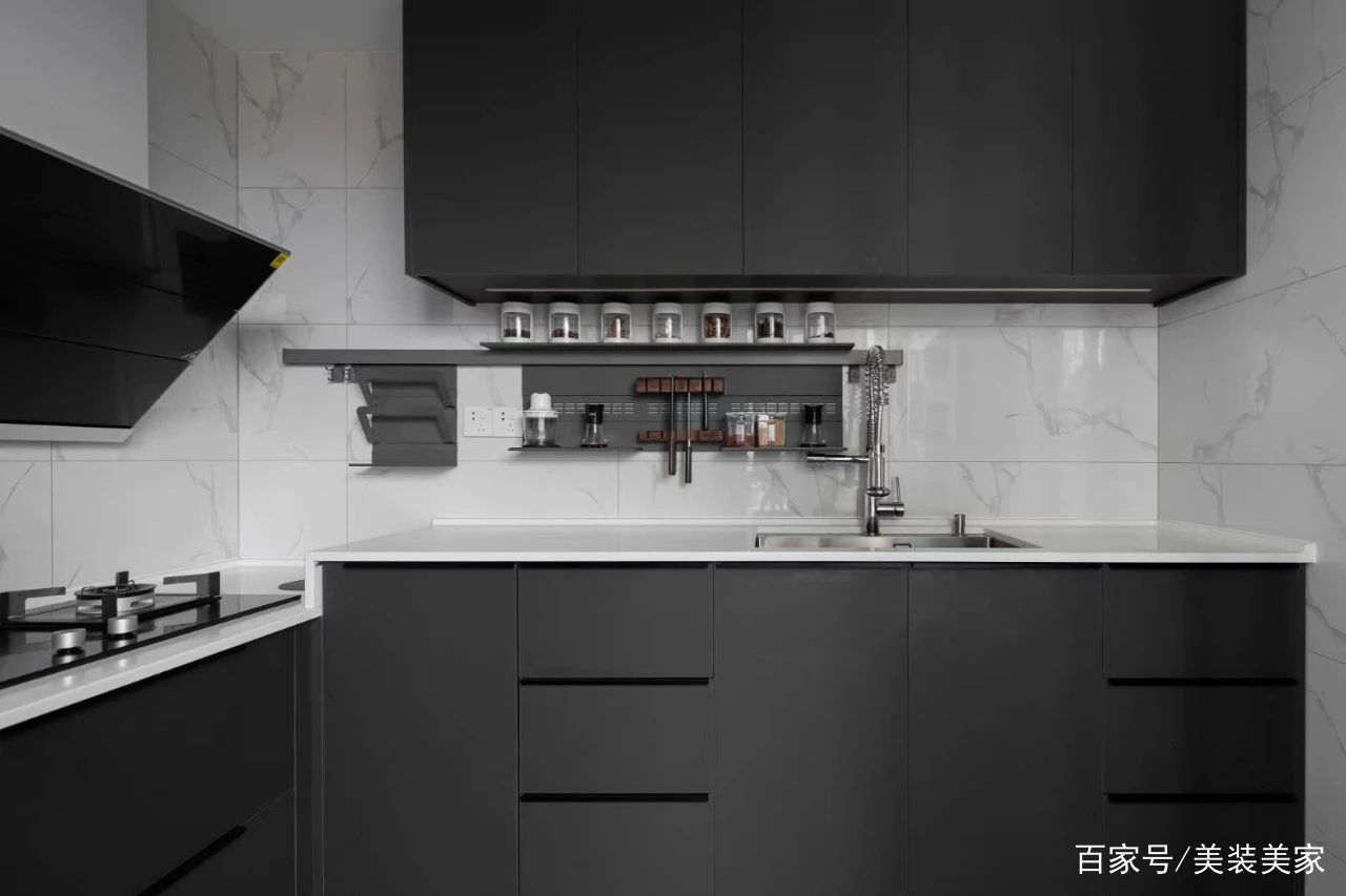 德国爱格地板和卢森的地板哪个好,爱格w980和卢森k110