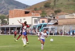 打到自闭！弗拉门戈女足56-0狂虐格雷米奥