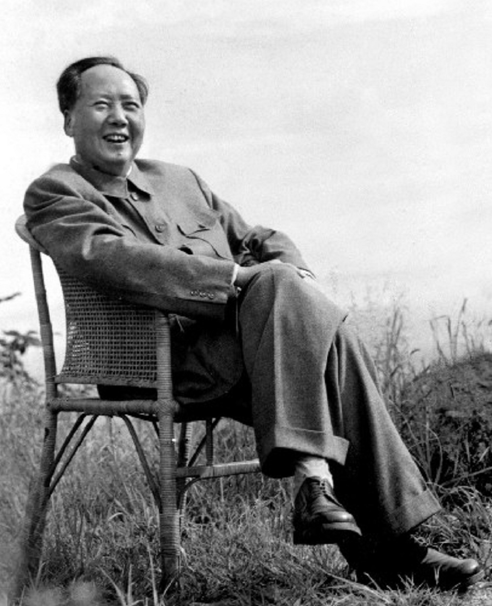 51年，王鹤滨回家探亲，归来后，毛主席为何对他说：你到农村去