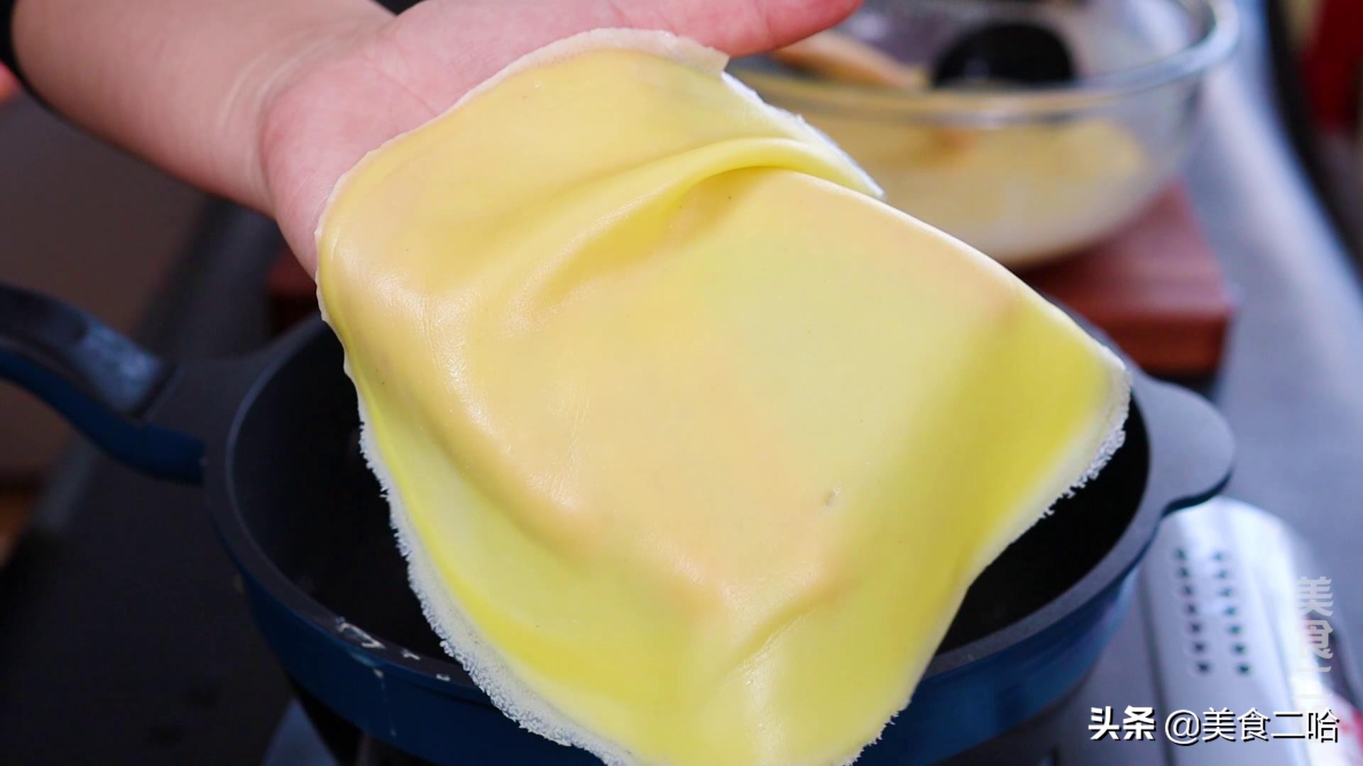 千层蛋糕皮怎么煎才薄窍门,千层蛋糕饼皮制作方法没有模具