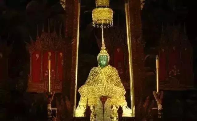 翡翠玉石雕刻精品藏品,世界上最贵的翡翠玉雕