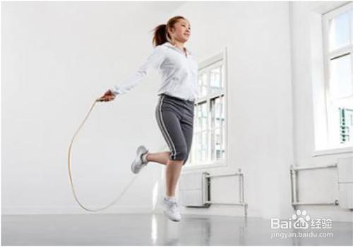 男人瘦肚子和胸部赘肉,男人肚子赘肉