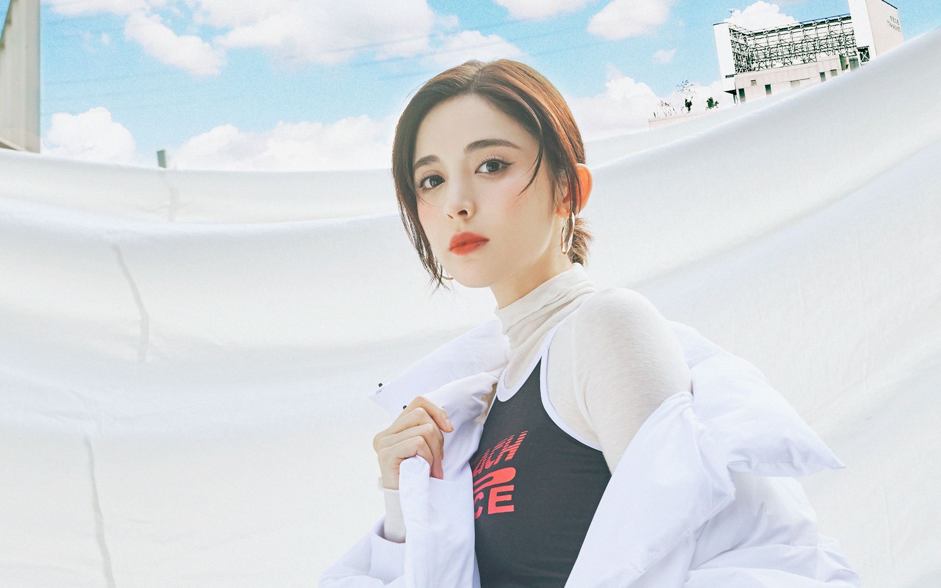 佟丽娅新发型蛋卷发,佟丽娅发型短发同款