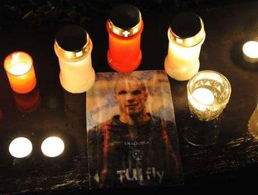 恩克门将成就,恩克最近状态