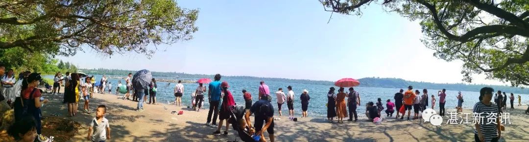 蓝天白云湖面碧波荡漾天然氧吧,湖光岩大自然天然氧吧