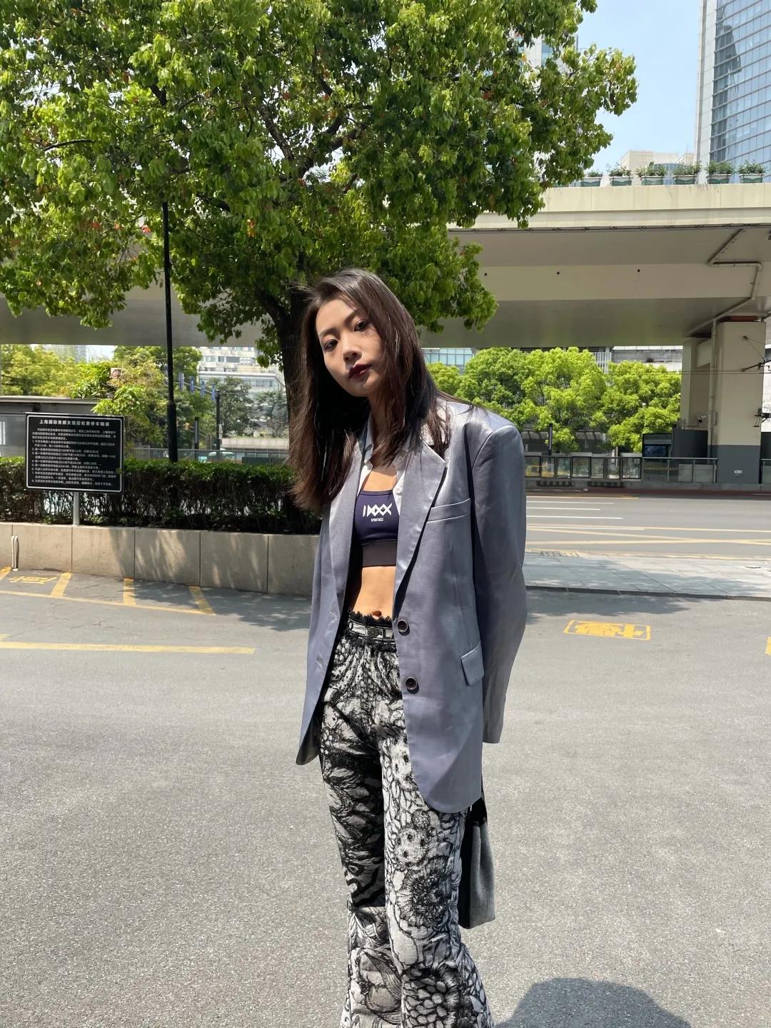 网红自拍照技巧大全教程,网红怎么拍照p图教程