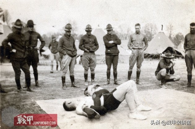 战甲战斗场面,战甲轰鸣怎么鉴定