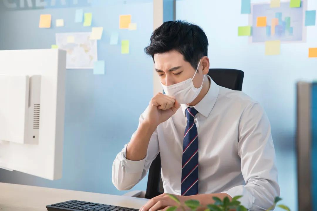 为何一到半夜就咳嗽中医解释,为什么一到晚上就咳得很厉害