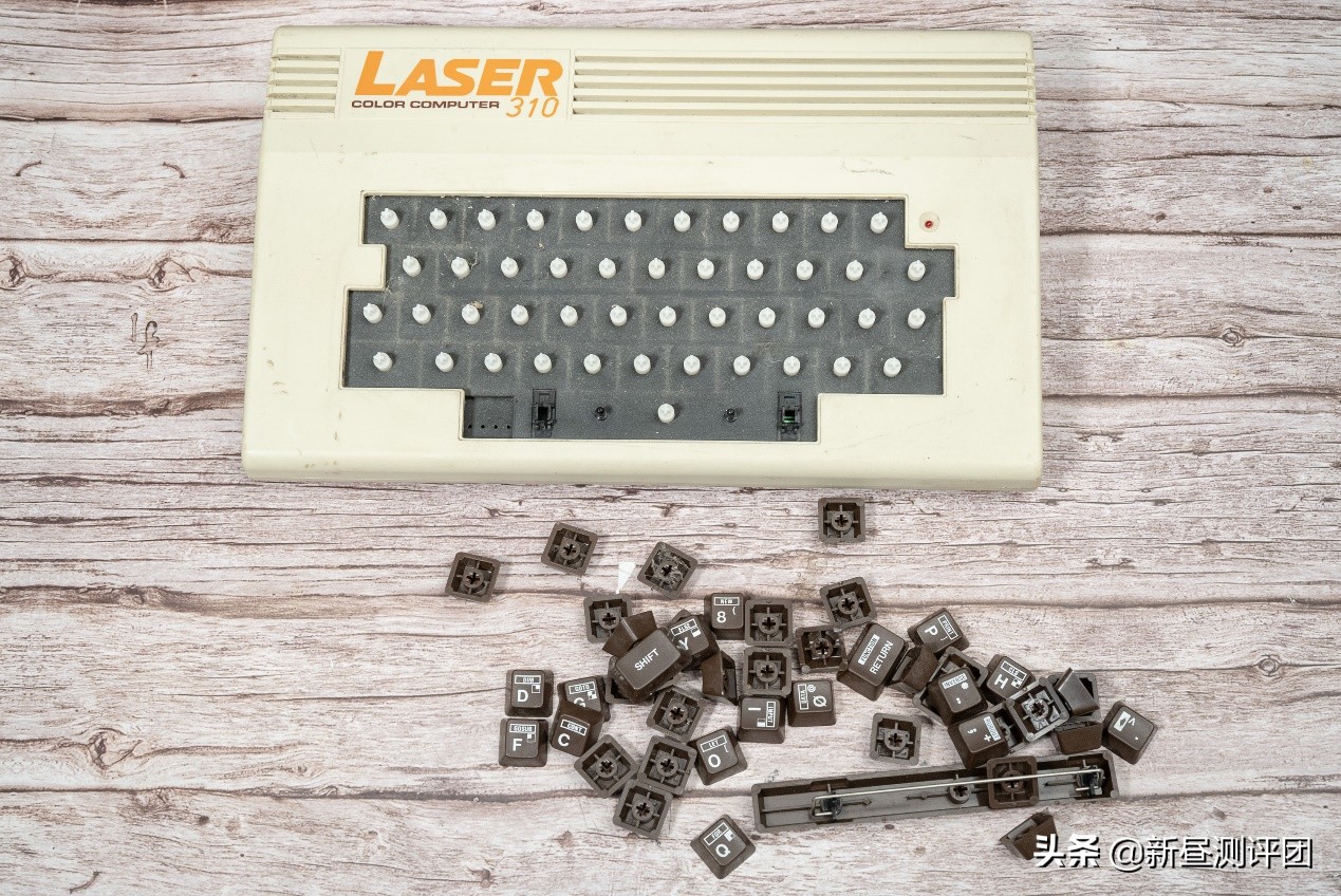 36年前香港设计制作的电脑是什么水平？Laser310与VTech