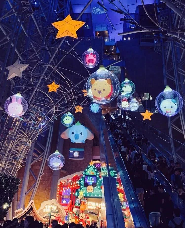 香港巨型圣诞树,香港圣诞树旅游攻略