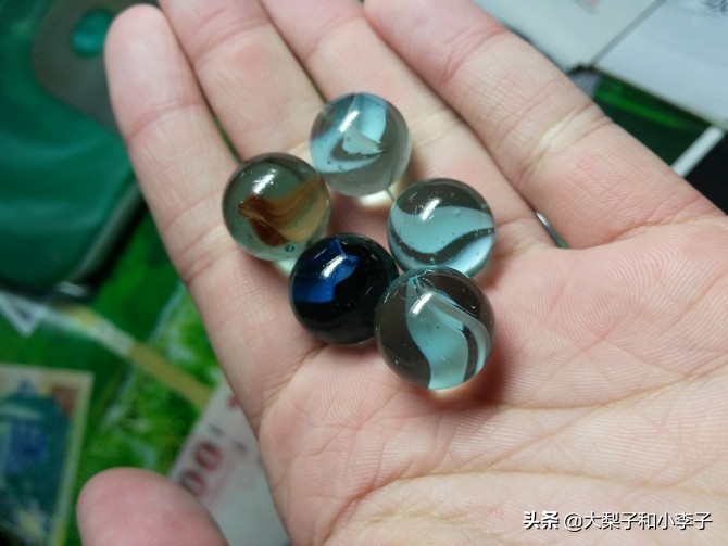 怎么把玻璃球变漂亮,如何让玻璃球变成钻石的模样
