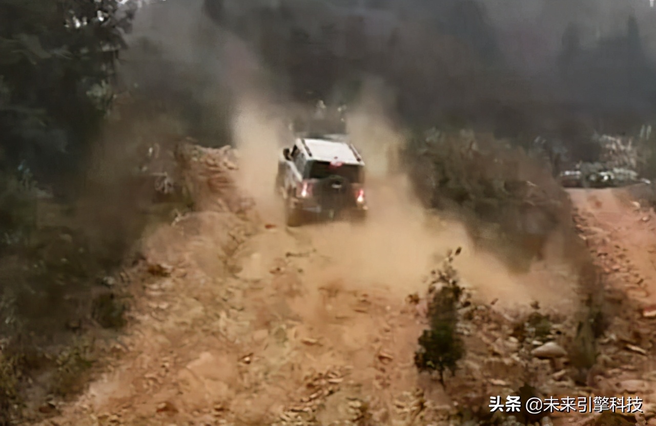 手撕坦克有点过分了吧,驭胜s350与坦克300哪个好