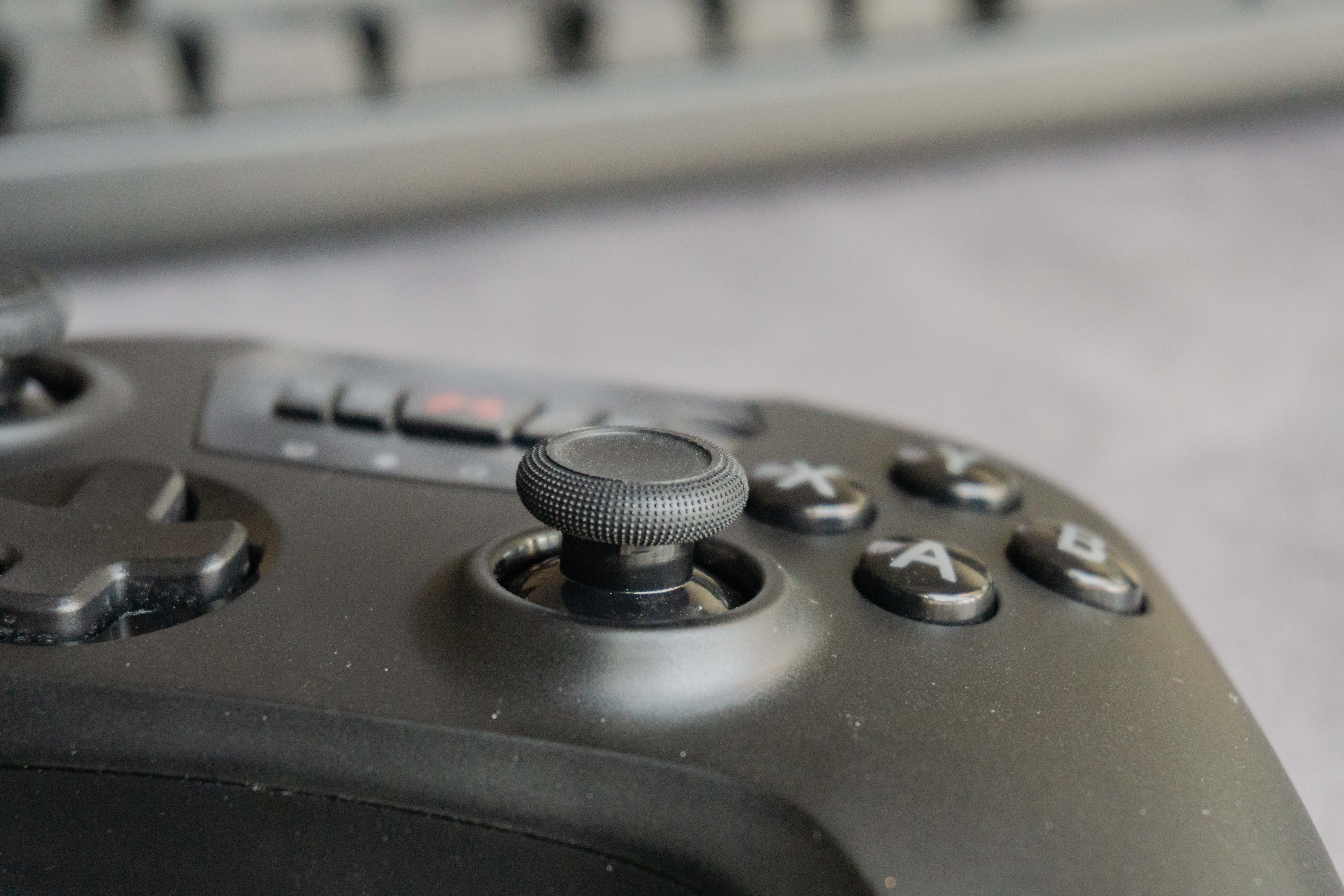 铁打的游戏,北通斯巴达2无线手柄可以连ipad吗