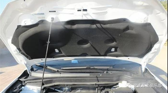 不洗发动机舱会怎么样,不清洗发动机舱的后果