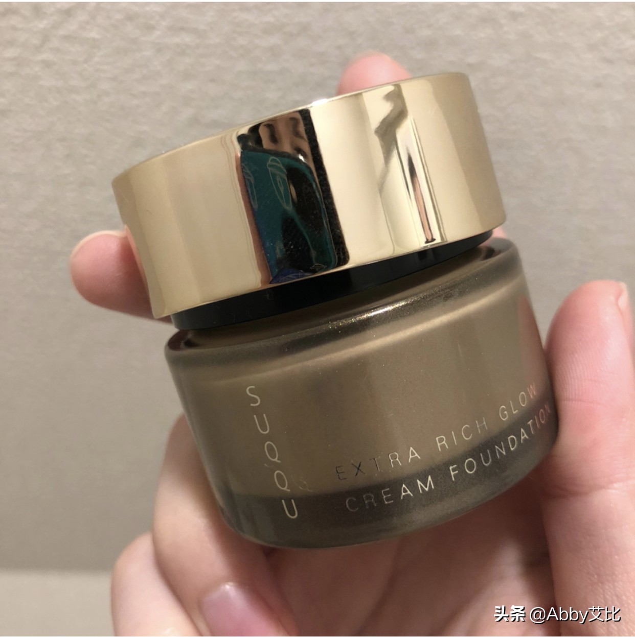 遮瑕能力超好的大牌粉底推荐,秋冬大牌遮瑕粉底液