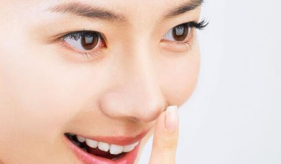 去黑头还不伤鼻子的方法,去黑头妙招分享一招搞定黑鼻头