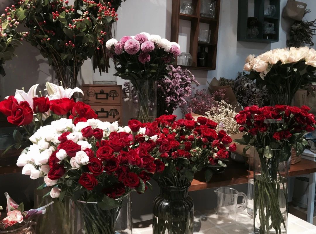 「风尚行」“花花世界”触手可及，隐藏在新亚洲体育城的娇艳诸芳