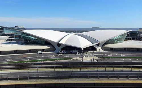 美国纽约机场免税店必买清单,美国的免税店买的什么东西好