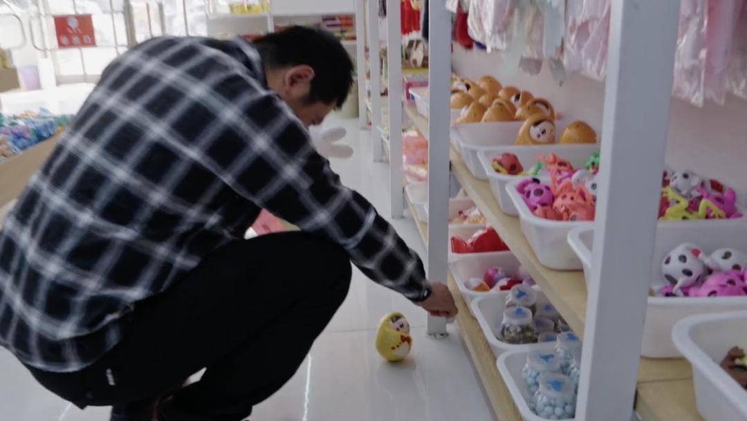 多久没有逛过老家的两元店,你逛过两元店吗