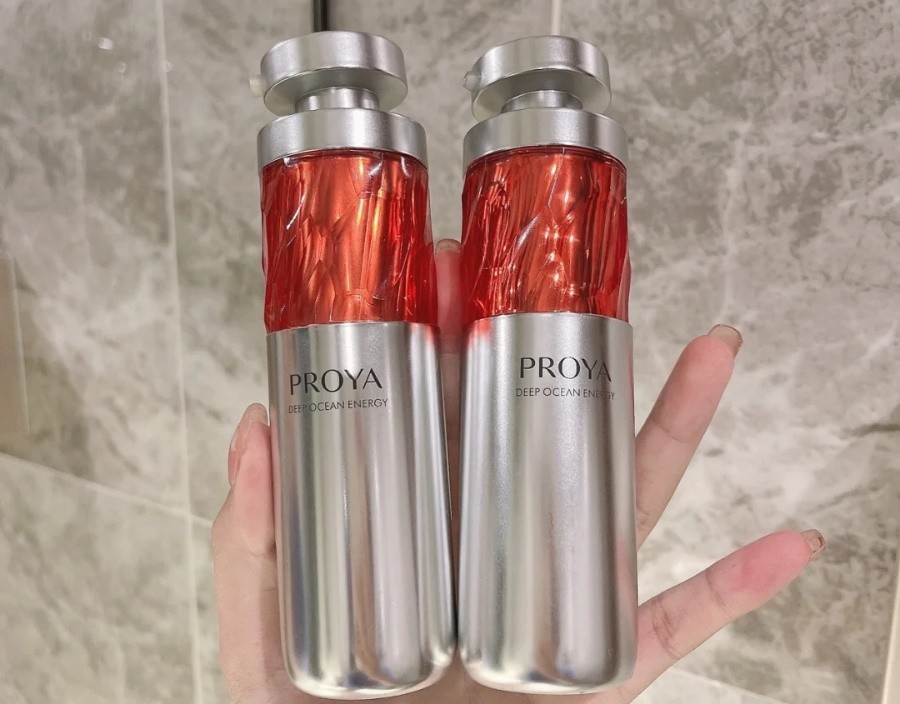 雅诗兰黛精华和雅顿粉胶先用哪个,雅顿和雅诗兰黛精华测评