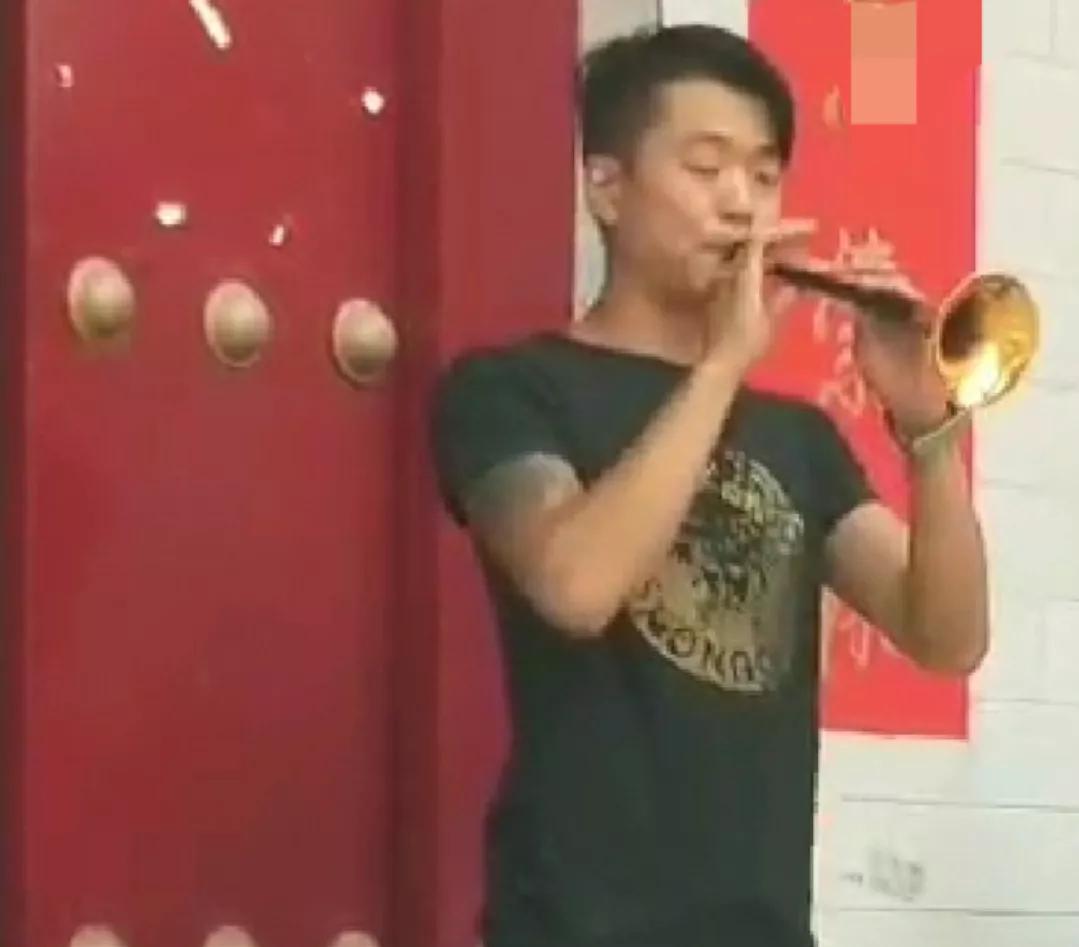 唢呐是民乐的灵魂,民间唢呐高手吹唢呐